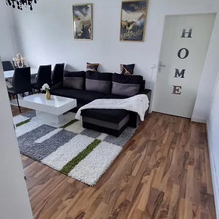 Schone In Lägenhet *